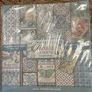 Azulejos de Sueno Scrapbooking Paper Pack - Multicolor quantity 5 included
